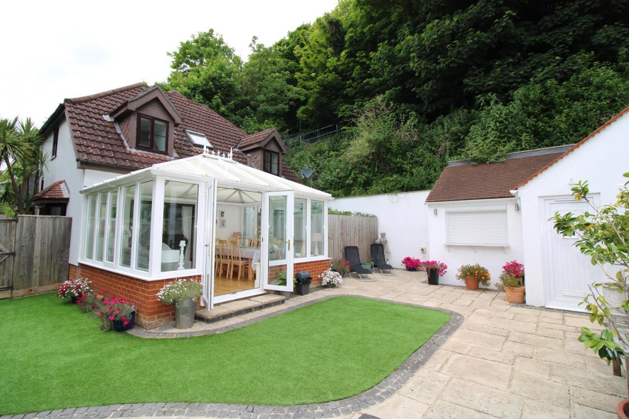 Charlton House Holiday home Ventnor